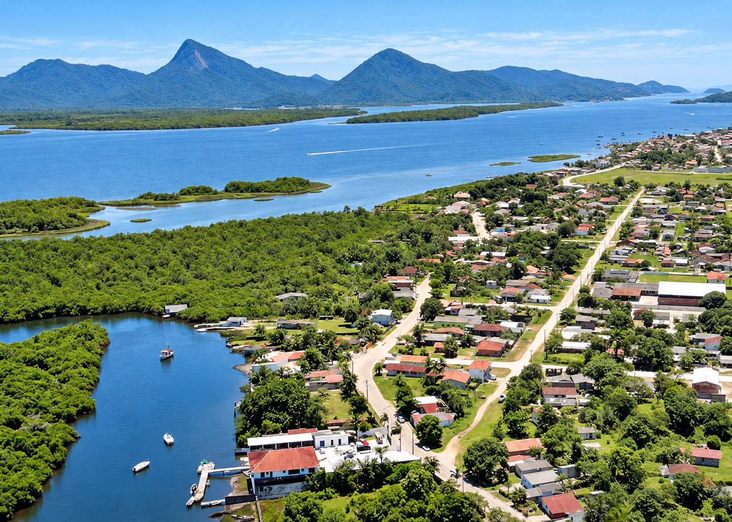 Vista aérea da região de Guaratuba